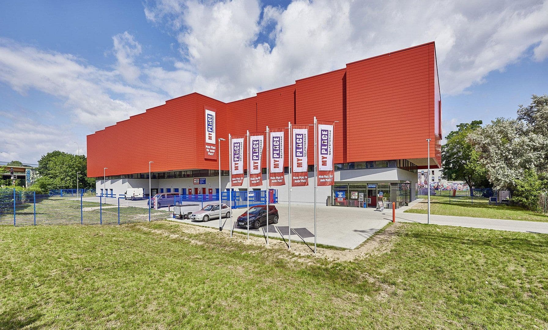 Prenájom nebytového priestoru 52 m², Märkische Allee 193, Berlin, Berlín Prenájom nebytového priestoru 52 m², Märkische Allee 193, Berlin, Berlín
