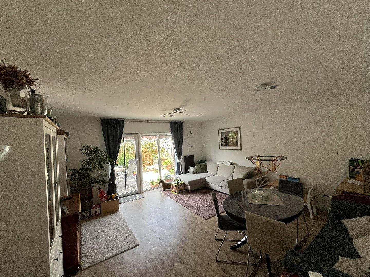 Predaj bytu 4-izbový 96 m², Stuhr, Dolné Sasko Predaj bytu 4-izbový 96 m², Stuhr, Dolné Sasko