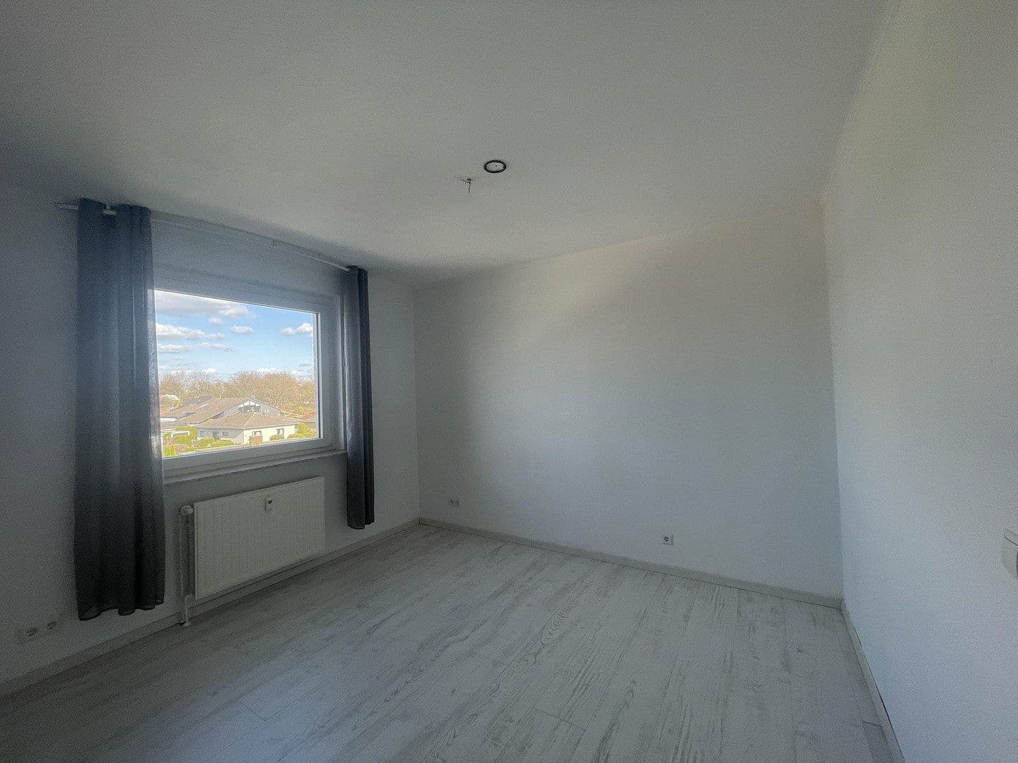 Predaj bytu 4-izbový 121 m², Grüssauer Straße 36, Wolfenbüttel, Dolné Sasko Predaj bytu 4-izbový 121 m², Grüssauer Straße 36, Wolfenbüttel, Dolné Sasko