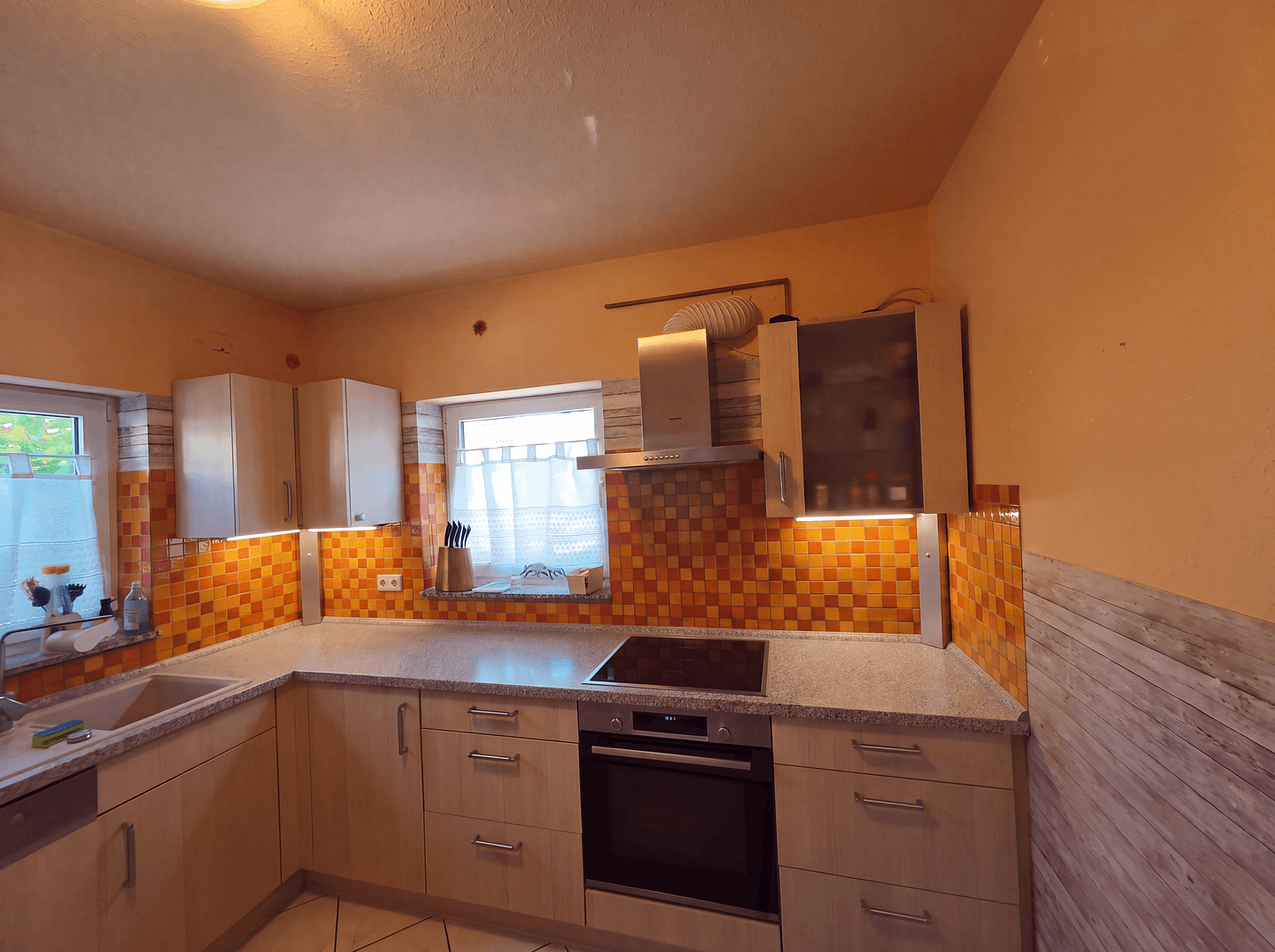 Predaj domu 133 m², pozemok 273 m², Gau-Odernheim, Porýnie-Falcko Predaj domu 133 m², pozemok 273 m², Gau-Odernheim, Porýnie-Falcko