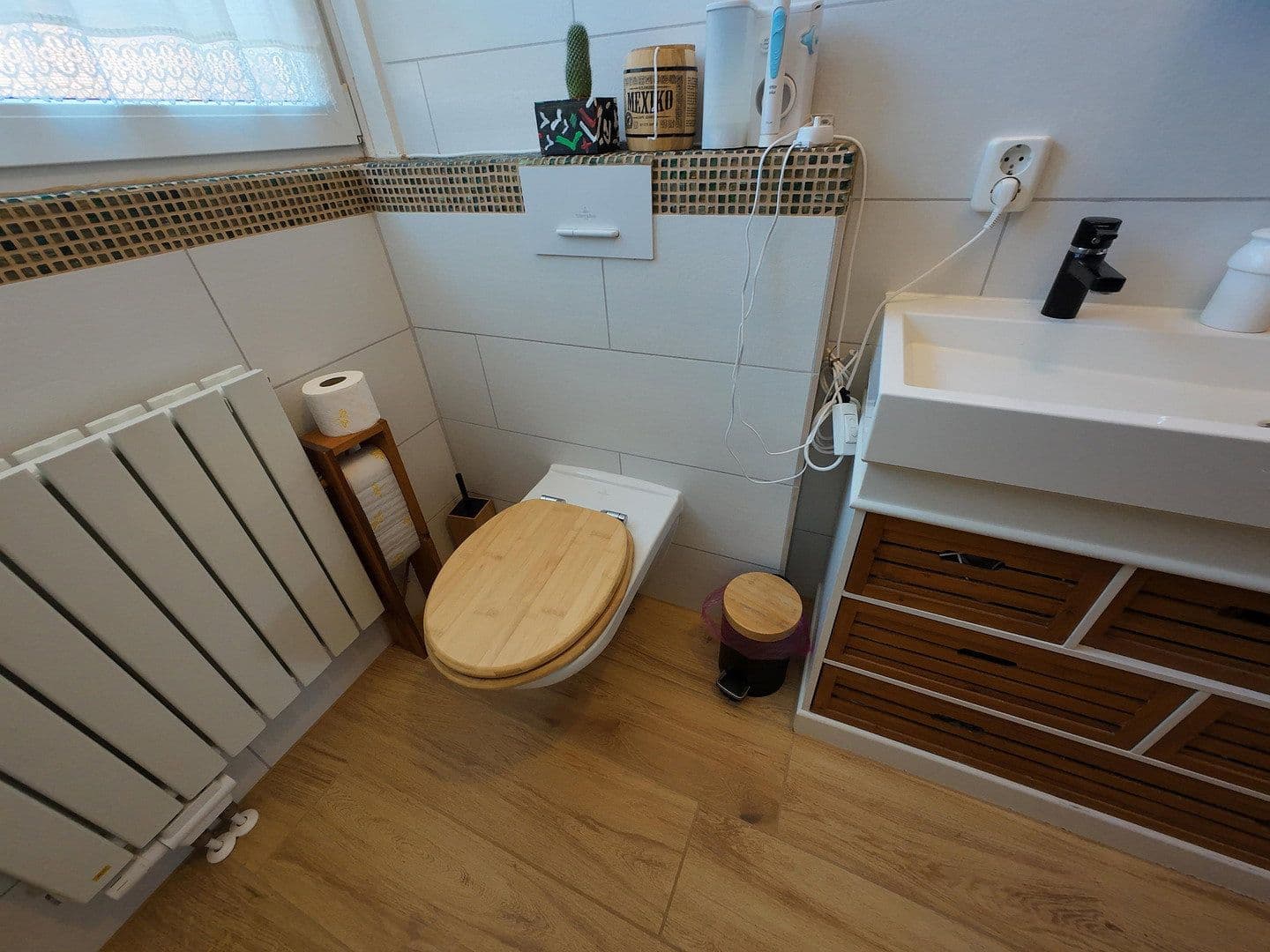 Predaj domu 133 m², pozemok 273 m², Gau-Odernheim, Porýnie-Falcko Predaj domu 133 m², pozemok 273 m², Gau-Odernheim, Porýnie-Falcko