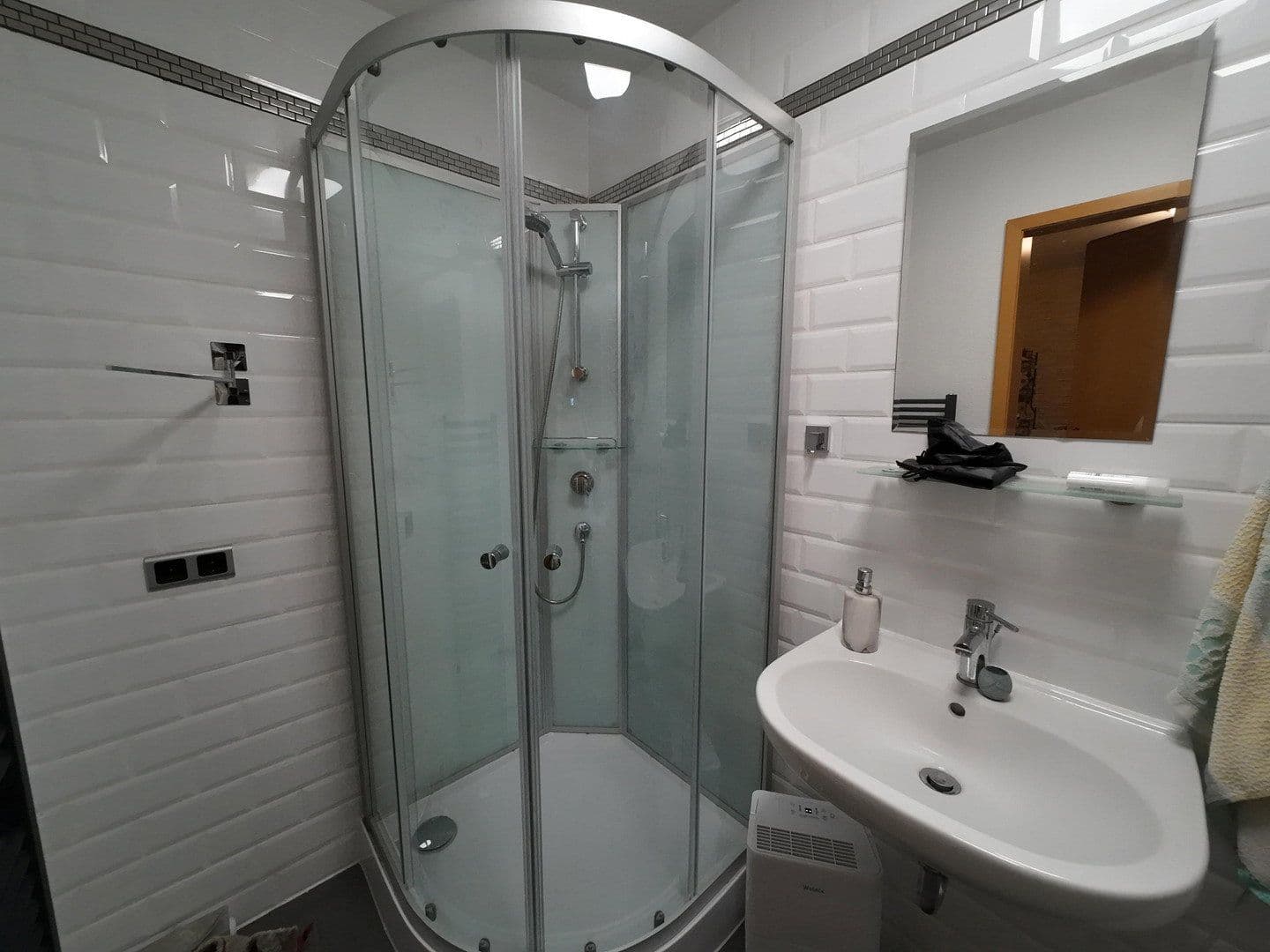 Predaj domu 133 m², pozemok 273 m², Gau-Odernheim, Porýnie-Falcko Predaj domu 133 m², pozemok 273 m², Gau-Odernheim, Porýnie-Falcko