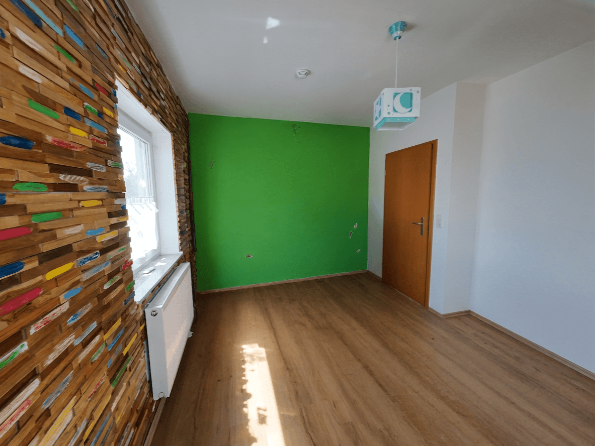 Predaj domu 133 m², pozemok 273 m², Gau-Odernheim, Porýnie-Falcko Predaj domu 133 m², pozemok 273 m², Gau-Odernheim, Porýnie-Falcko