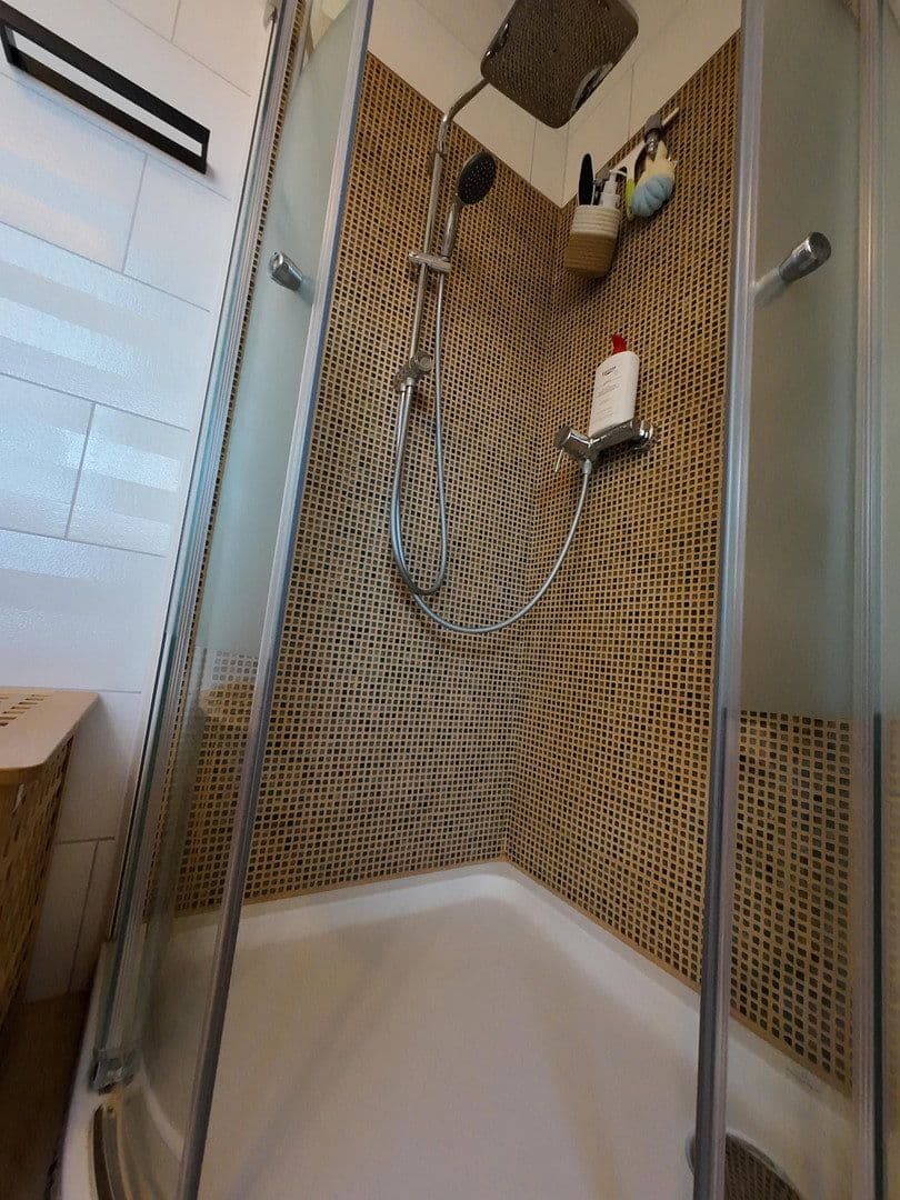 Predaj domu 133 m², pozemok 273 m², Gau-Odernheim, Porýnie-Falcko Predaj domu 133 m², pozemok 273 m², Gau-Odernheim, Porýnie-Falcko
