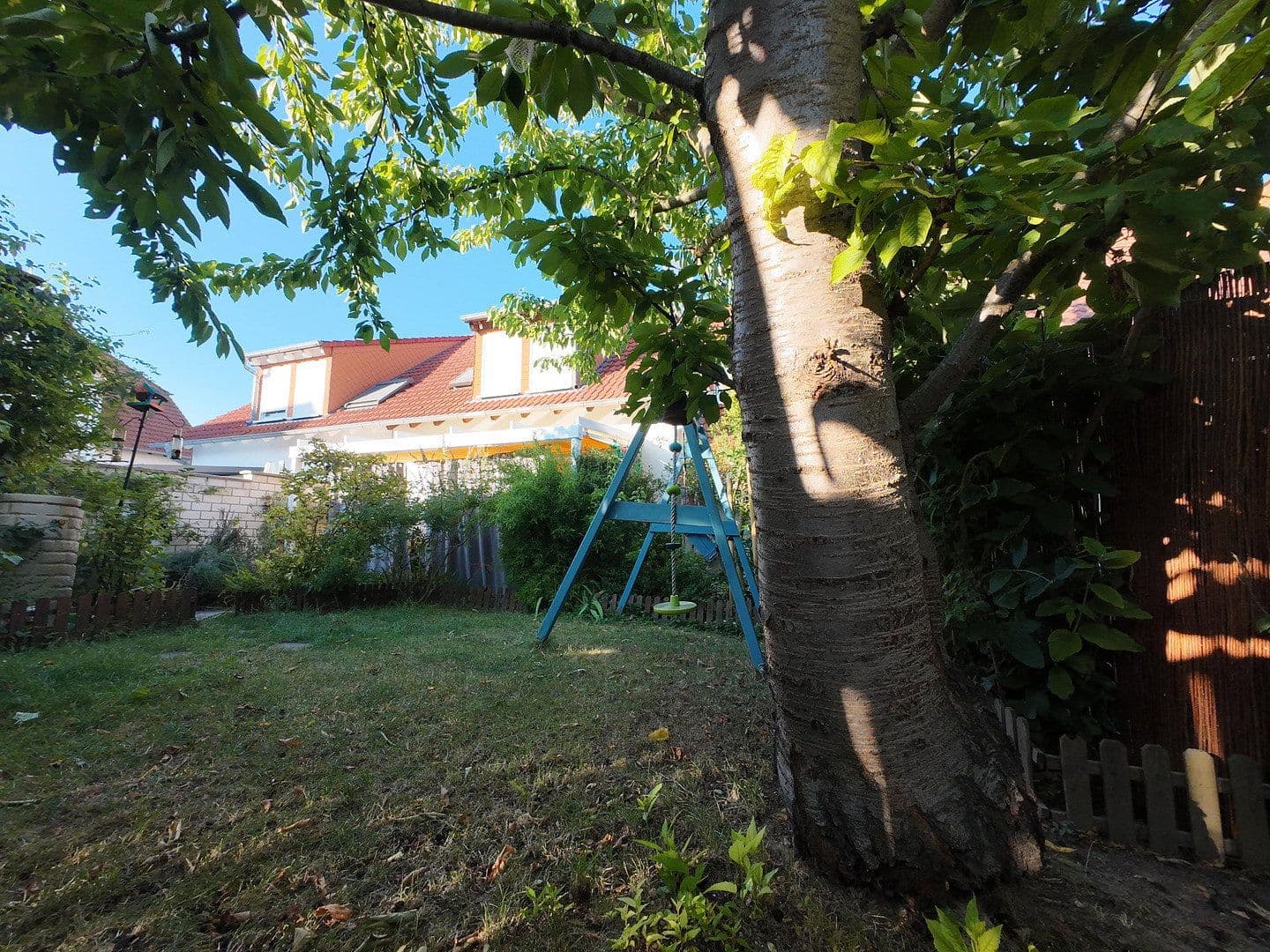 Predaj domu 133 m², pozemok 273 m², Gau-Odernheim, Porýnie-Falcko Predaj domu 133 m², pozemok 273 m², Gau-Odernheim, Porýnie-Falcko