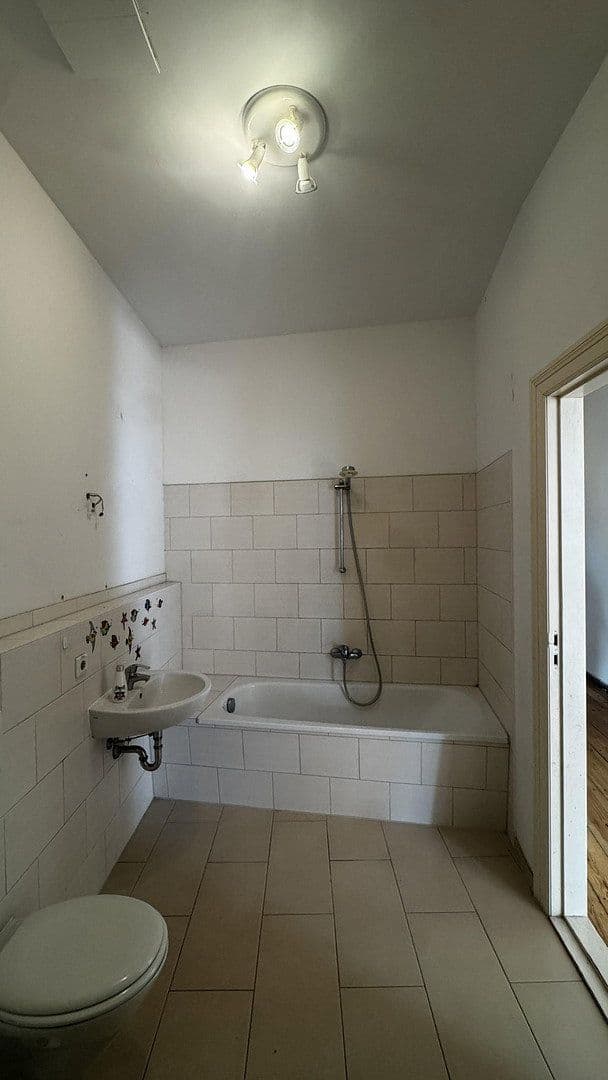 Predaj bytu 3-izbový 107 m², Berlin, Berlín Predaj bytu 3-izbový 107 m², Berlin, Berlín