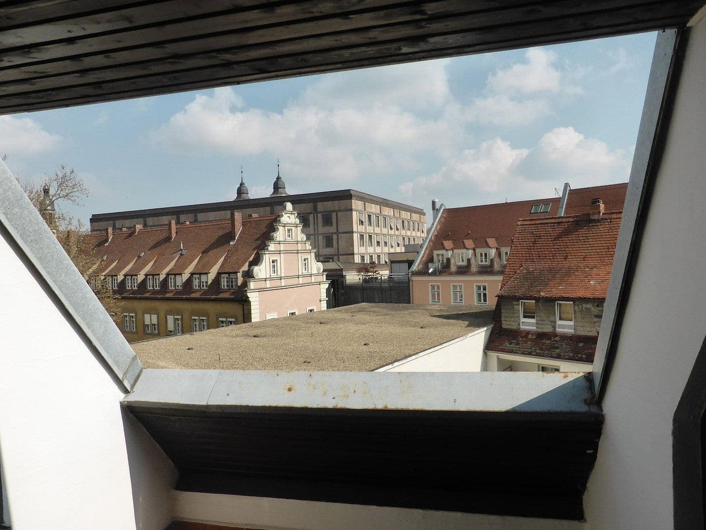 Prenájom bytu 5-izbový 150 m², Münzstr. 3, Würzburg, Bavorsko Prenájom bytu 5-izbový 150 m², Münzstr. 3, Würzburg, Bavorsko
