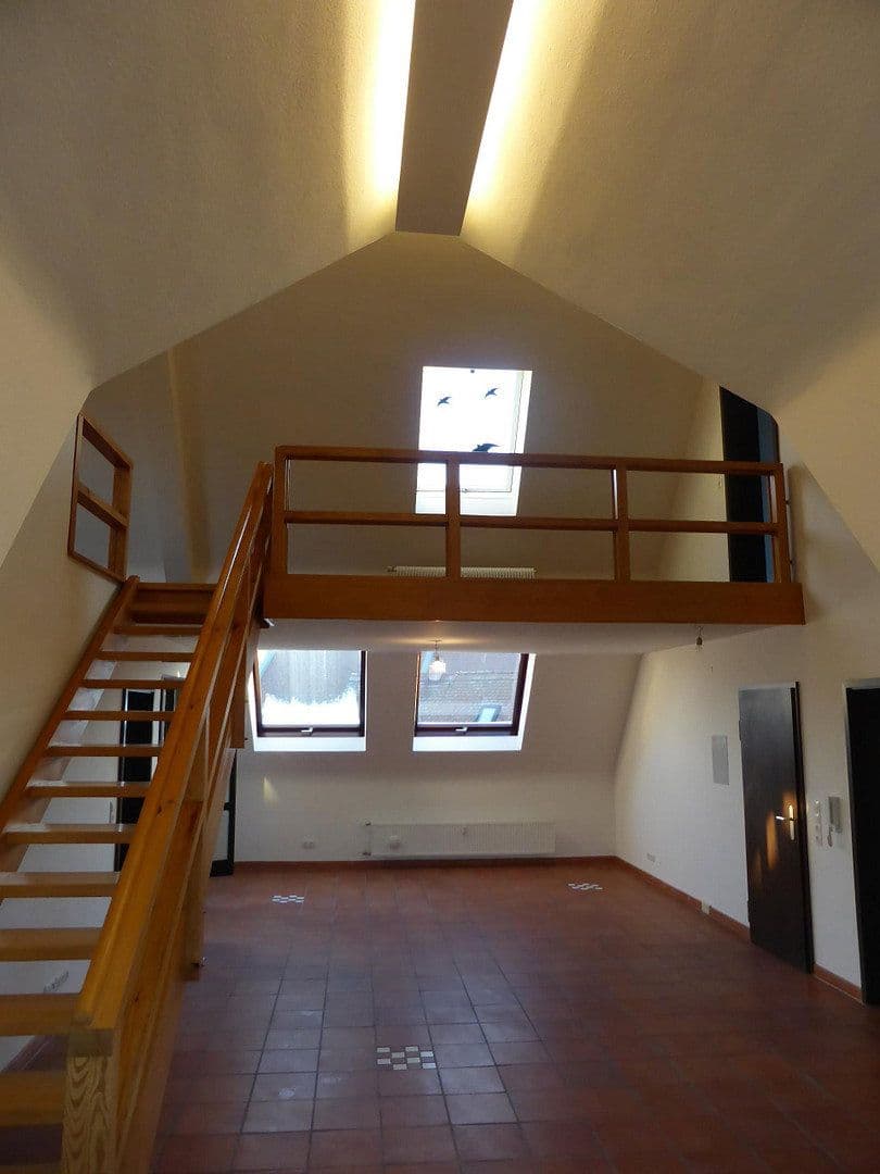 Prenájom bytu 5-izbový 150 m², Münzstr. 3, Würzburg, Bavorsko Prenájom bytu 5-izbový 150 m², Münzstr. 3, Würzburg, Bavorsko