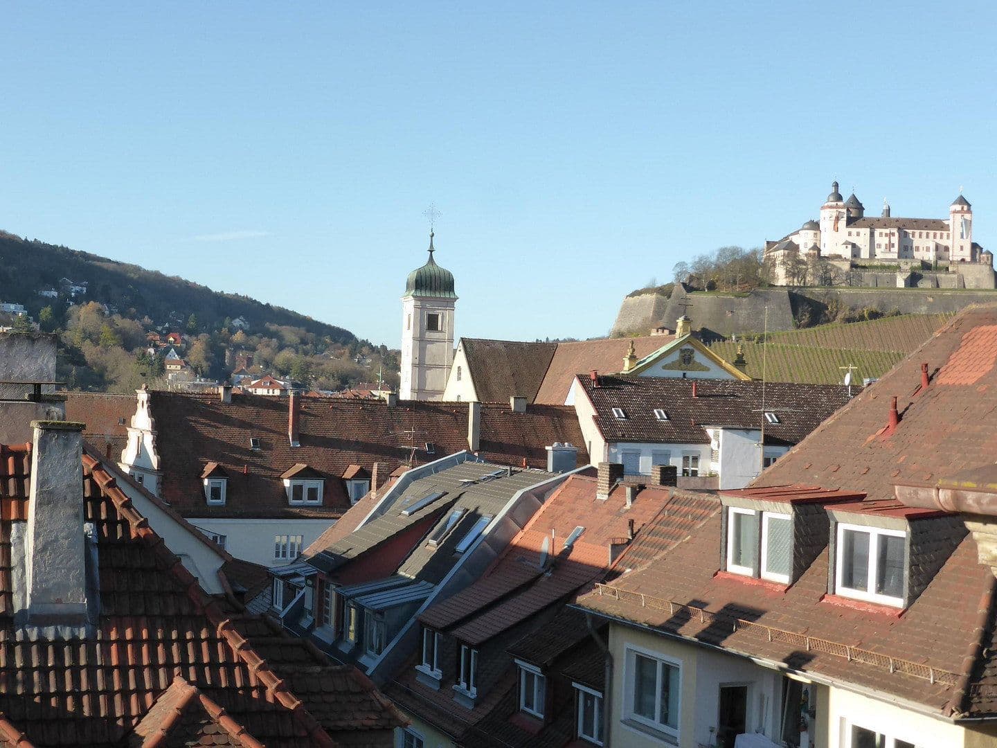 Prenájom bytu 5-izbový 150 m², Münzstr. 3, Würzburg, Bavorsko Prenájom bytu 5-izbový 150 m², Münzstr. 3, Würzburg, Bavorsko