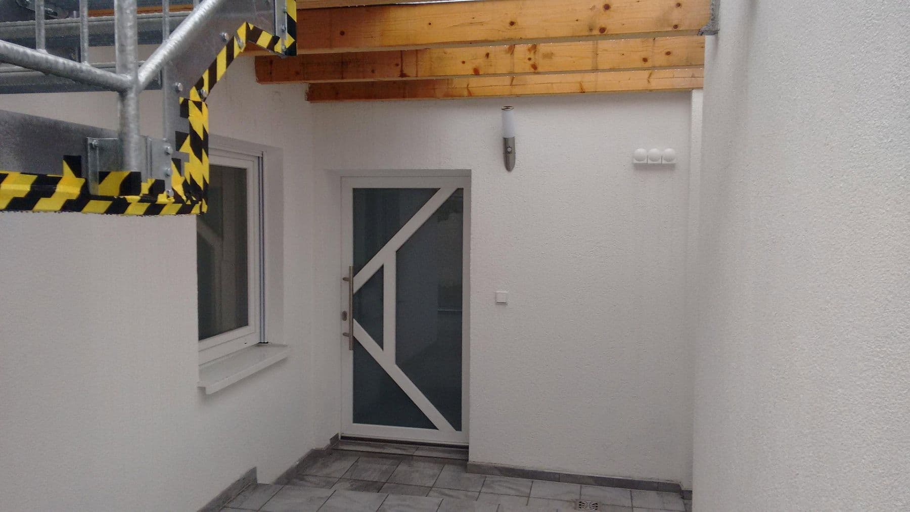 Predaj domu 240 m², pozemok 301 m², Hochheim, Hesensko Predaj domu 240 m², pozemok 301 m², Hochheim, Hesensko