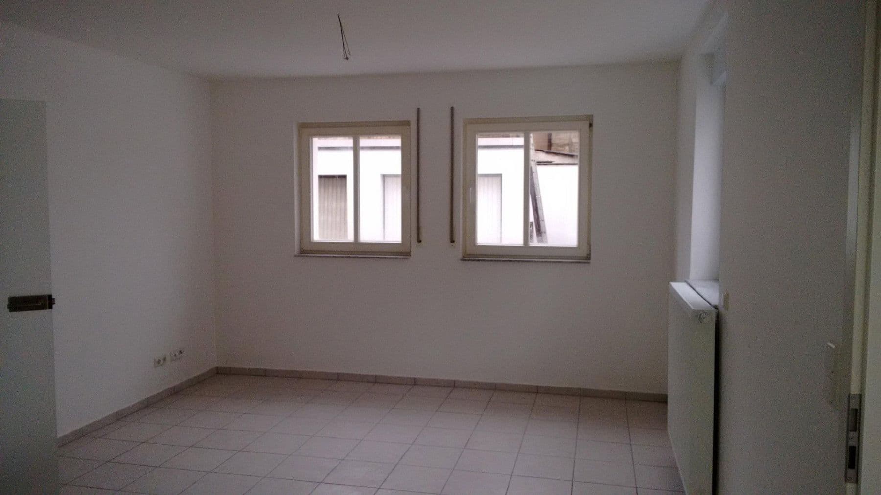 Predaj domu 240 m², pozemok 301 m², Hochheim, Hesensko Predaj domu 240 m², pozemok 301 m², Hochheim, Hesensko