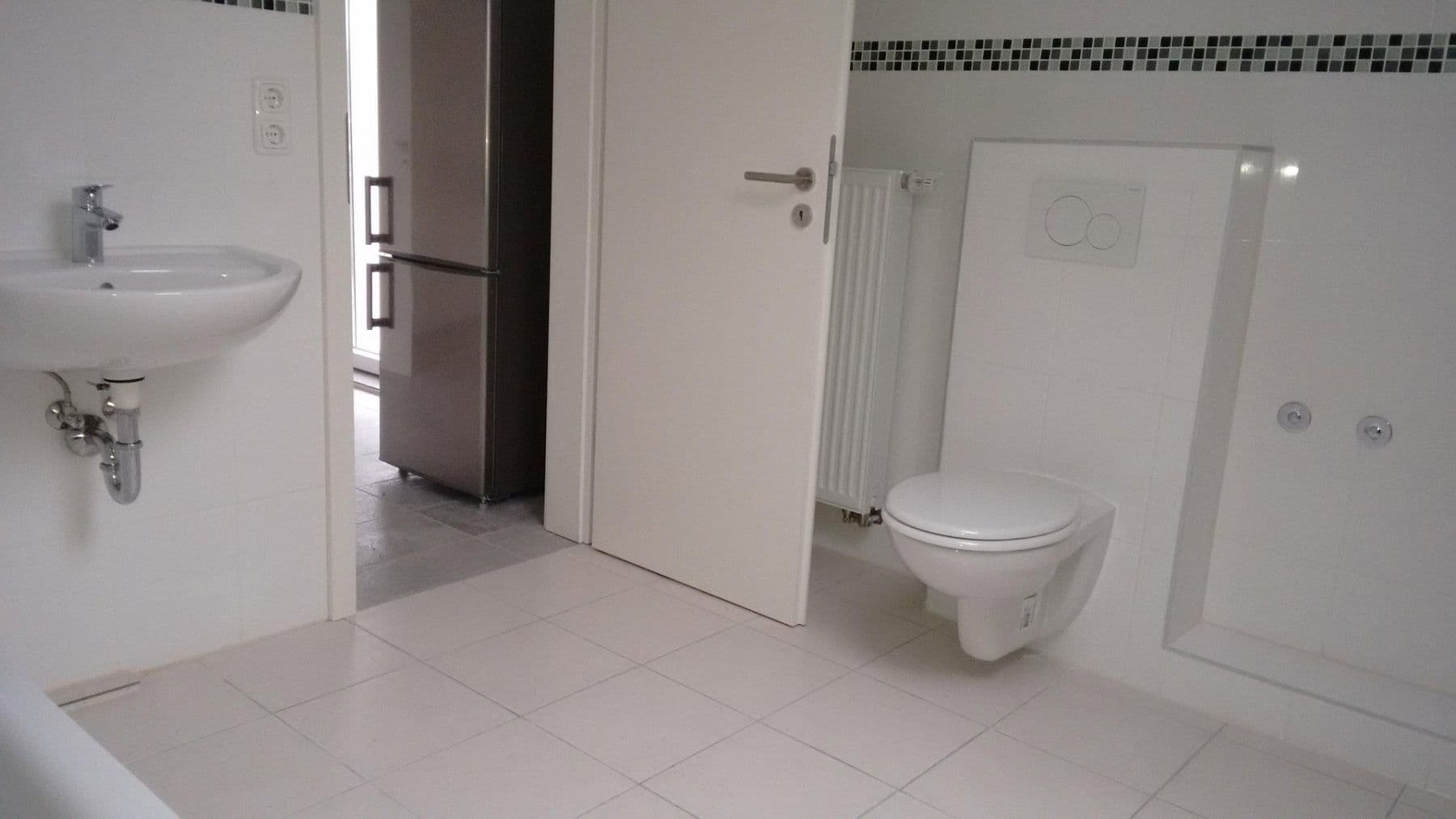 Predaj domu 240 m², pozemok 301 m², Hochheim, Hesensko Predaj domu 240 m², pozemok 301 m², Hochheim, Hesensko