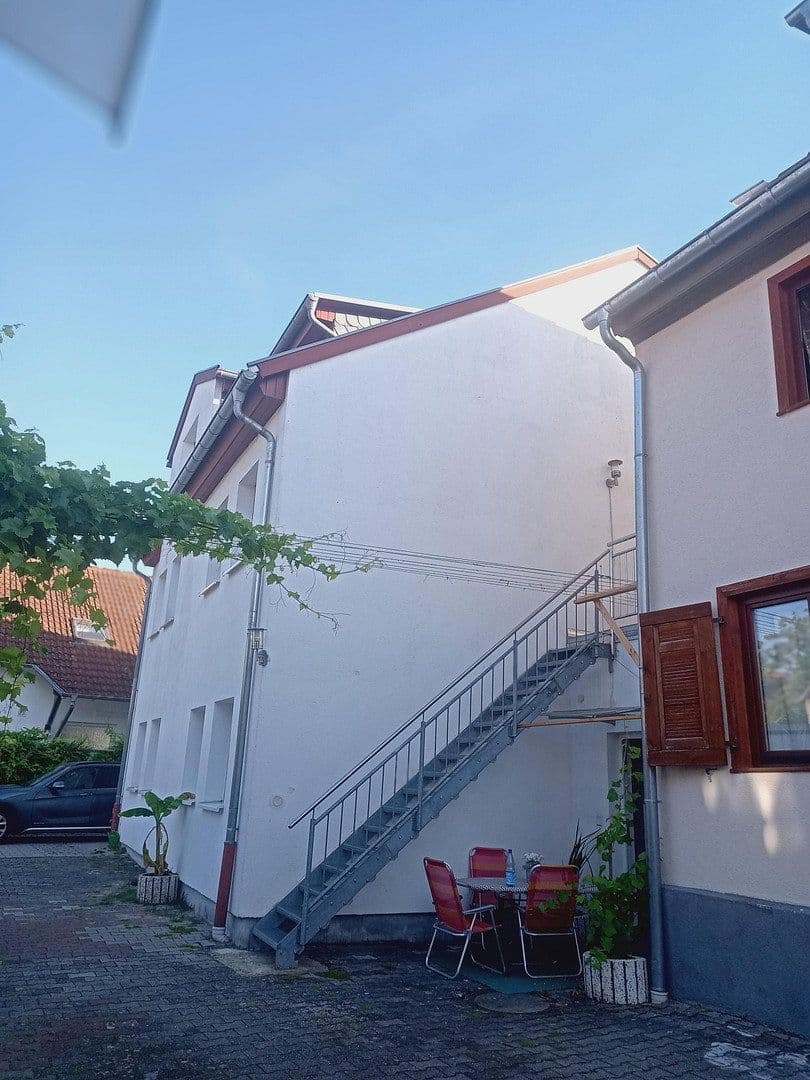 Predaj domu 240 m², pozemok 301 m², Hochheim, Hesensko Predaj domu 240 m², pozemok 301 m², Hochheim, Hesensko