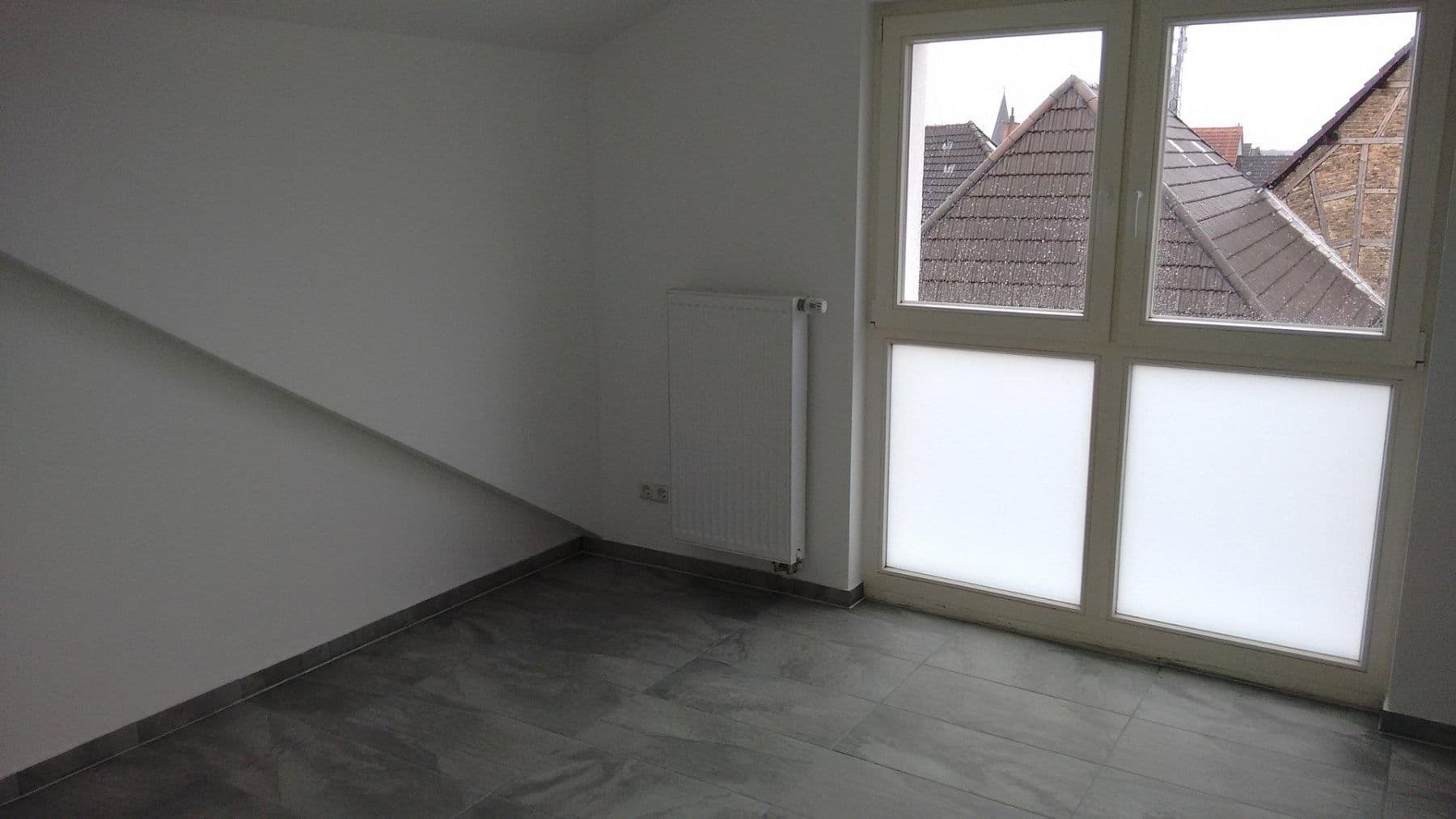 Predaj domu 240 m², pozemok 301 m², Hochheim, Hesensko Predaj domu 240 m², pozemok 301 m², Hochheim, Hesensko