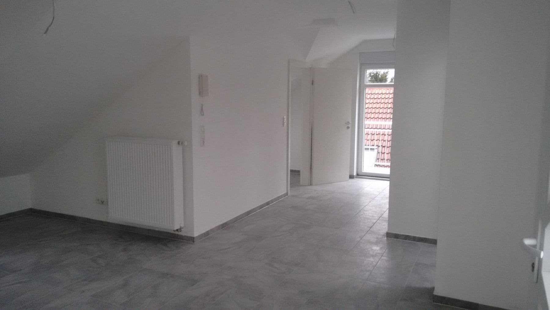 Predaj domu 240 m², pozemok 301 m², Hochheim, Hesensko Predaj domu 240 m², pozemok 301 m², Hochheim, Hesensko