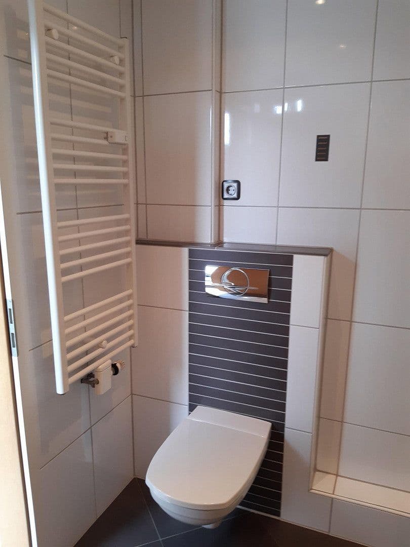 Prenájom bytu 2-izbový 76 m², Mönchengladbach, Severné Porýnie - Westfálsko Prenájom bytu 2-izbový 76 m², Mönchengladbach, Severné Porýnie - Westfálsko