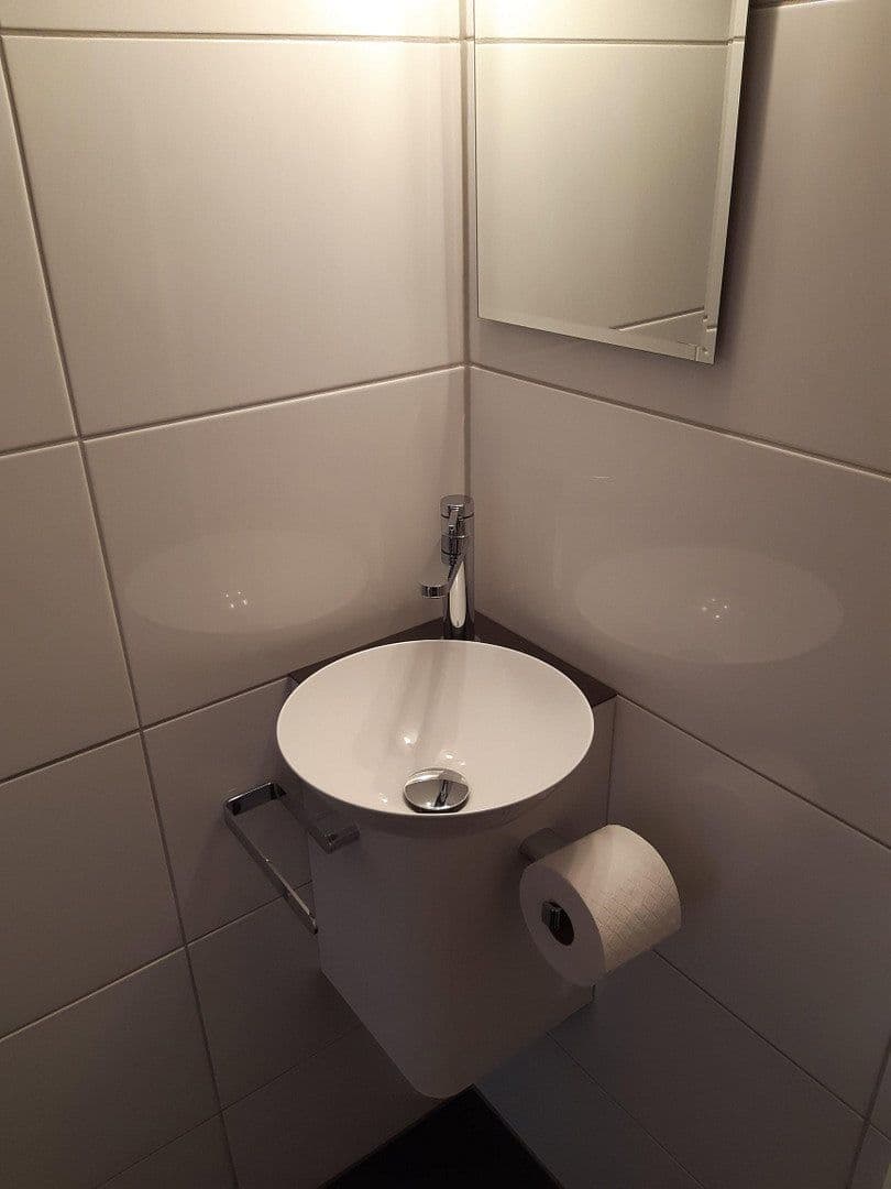 Prenájom bytu 2-izbový 76 m², Mönchengladbach, Severné Porýnie - Westfálsko Prenájom bytu 2-izbový 76 m², Mönchengladbach, Severné Porýnie - Westfálsko