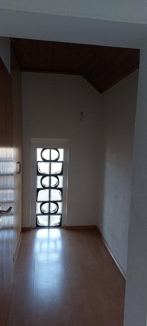 Prenájom bytu 2-izbový 76 m², Mönchengladbach, Severné Porýnie - Westfálsko Prenájom bytu 2-izbový 76 m², Mönchengladbach, Severné Porýnie - Westfálsko