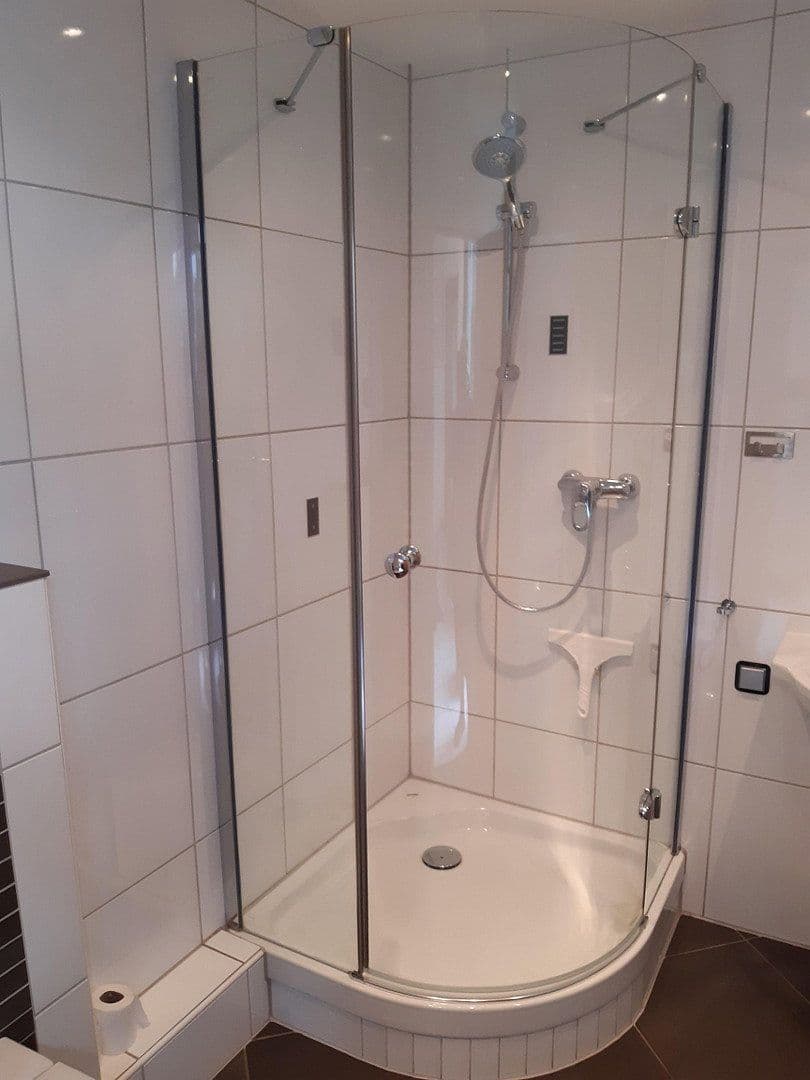 Prenájom bytu 2-izbový 76 m², Mönchengladbach, Severné Porýnie - Westfálsko Prenájom bytu 2-izbový 76 m², Mönchengladbach, Severné Porýnie - Westfálsko