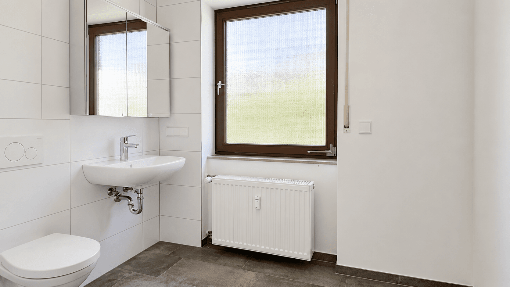 Prenájom bytu 5-izbový 124 m², Illingen, Bádensko-Wurttembersko Prenájom bytu 5-izbový 124 m², Illingen, Bádensko-Wurttembersko