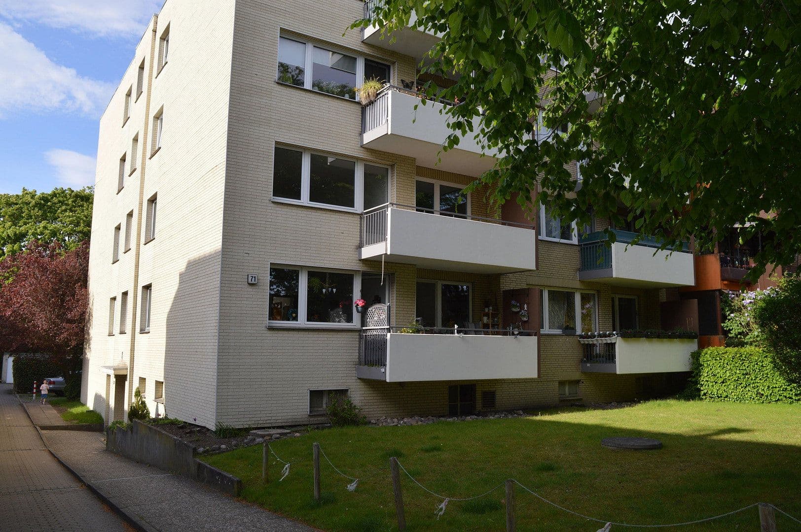Prenájom bytu 2-izbový 71 m², Rissener Straße 71, Wedel, Šlezvicko-Holštajnsko Prenájom bytu 2-izbový 71 m², Rissener Straße 71, Wedel, Šlezvicko-Holštajnsko