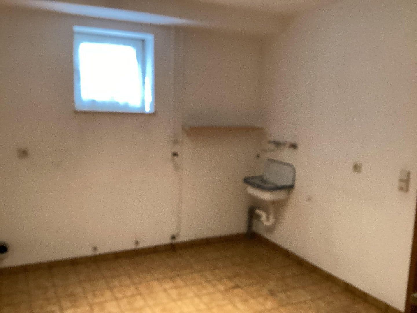 Predaj domu 195 m², pozemok 408 m², Ingelheim am Rhein, Porýnie-Falcko Predaj domu 195 m², pozemok 408 m², Ingelheim am Rhein, Porýnie-Falcko