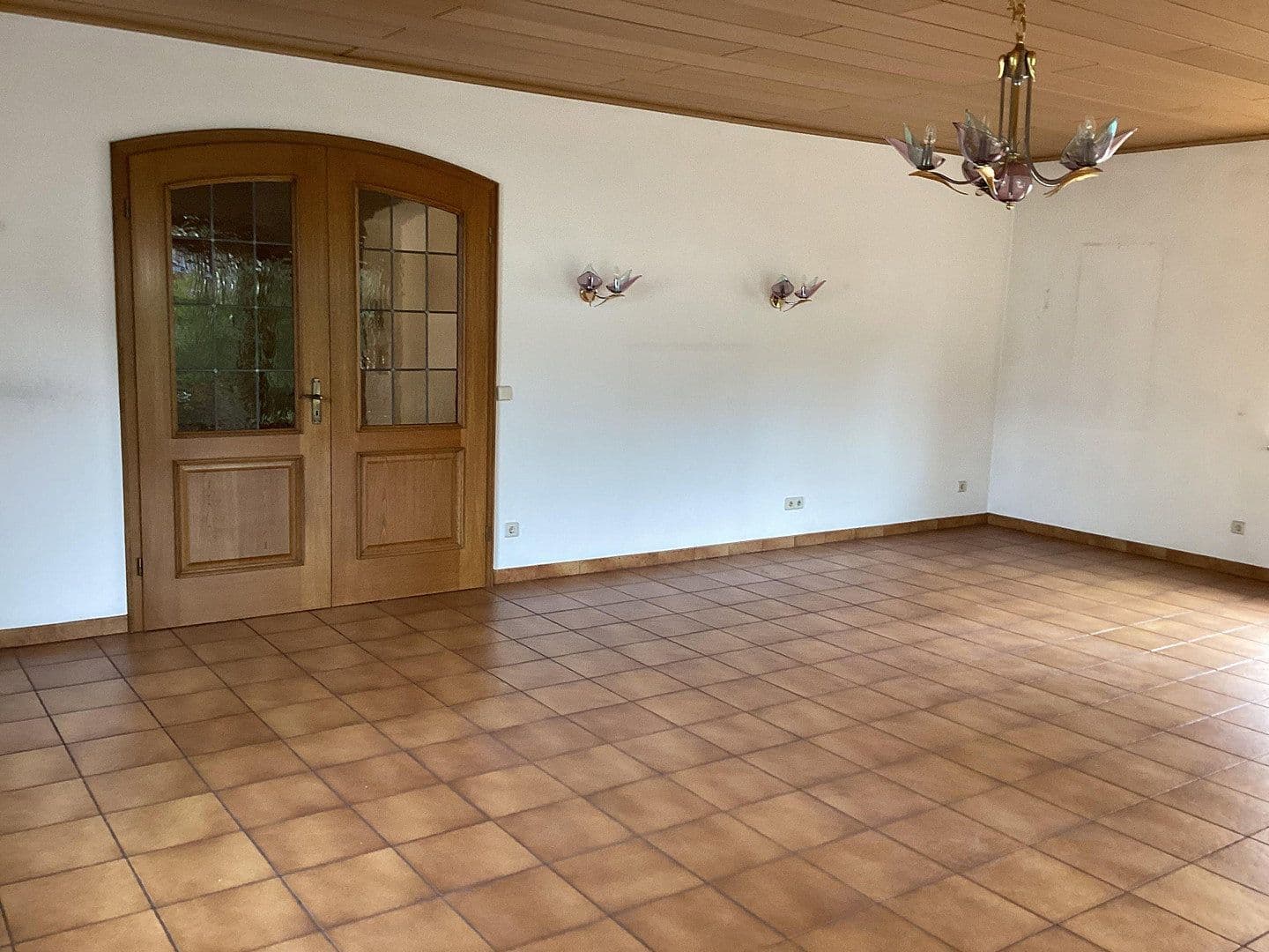 Predaj domu 195 m², pozemok 408 m², Ingelheim am Rhein, Porýnie-Falcko Predaj domu 195 m², pozemok 408 m², Ingelheim am Rhein, Porýnie-Falcko