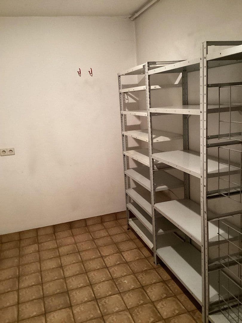 Predaj domu 195 m², pozemok 408 m², Ingelheim am Rhein, Porýnie-Falcko Predaj domu 195 m², pozemok 408 m², Ingelheim am Rhein, Porýnie-Falcko
