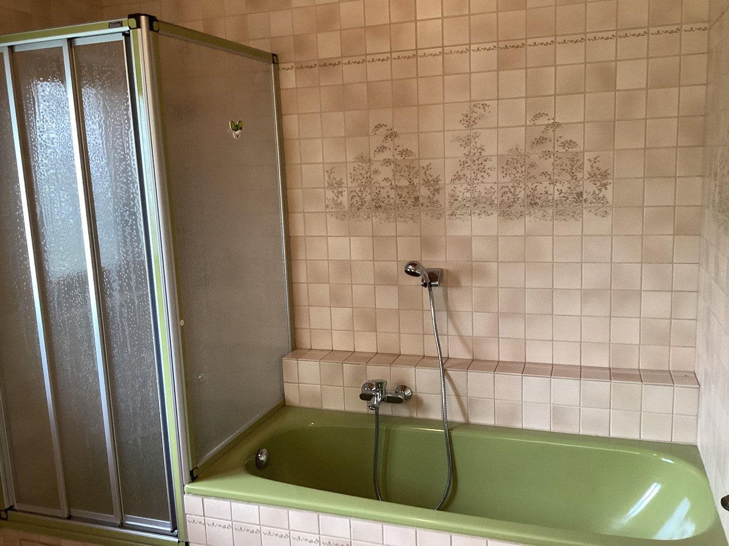 Predaj domu 195 m², pozemok 408 m², Ingelheim am Rhein, Porýnie-Falcko Predaj domu 195 m², pozemok 408 m², Ingelheim am Rhein, Porýnie-Falcko