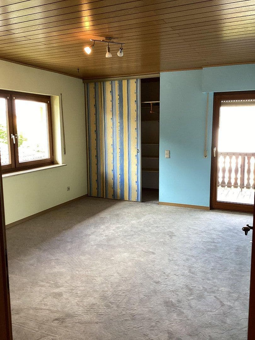 Predaj domu 195 m², pozemok 408 m², Ingelheim am Rhein, Porýnie-Falcko Predaj domu 195 m², pozemok 408 m², Ingelheim am Rhein, Porýnie-Falcko