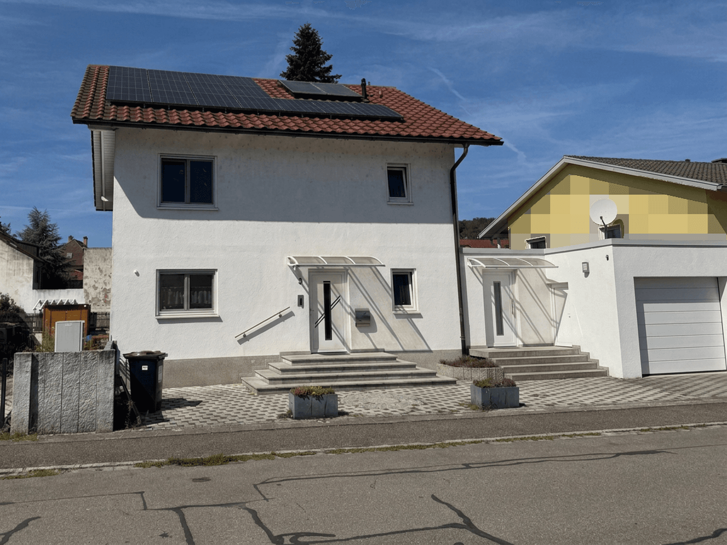 Predaj domu 260 m², pozemok 527 m², Grenzach-Wyhlen, Bádensko-Wurttembersko Predaj domu 260 m², pozemok 527 m², Grenzach-Wyhlen, Bádensko-Wurttembersko