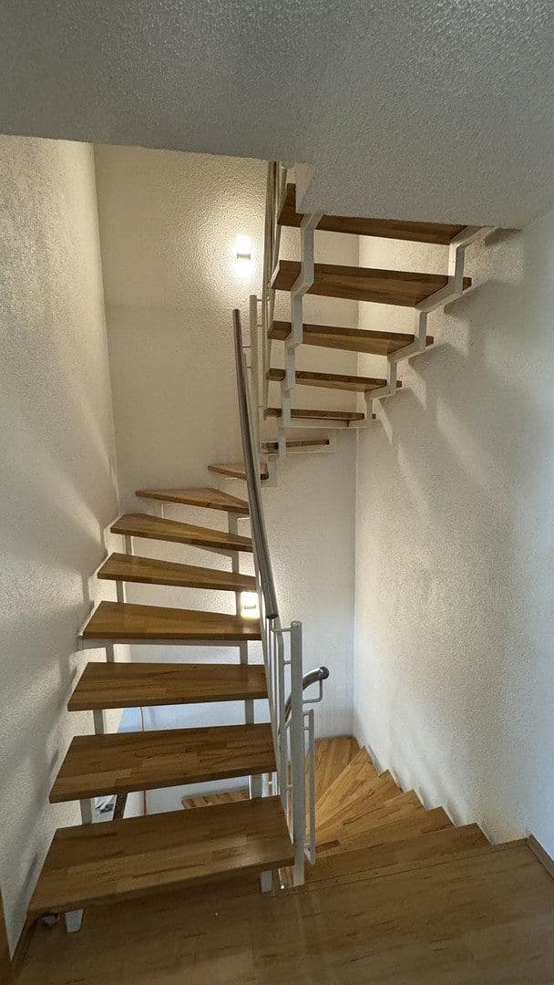 Predaj domu 260 m², pozemok 527 m², Grenzach-Wyhlen, Bádensko-Wurttembersko Predaj domu 260 m², pozemok 527 m², Grenzach-Wyhlen, Bádensko-Wurttembersko