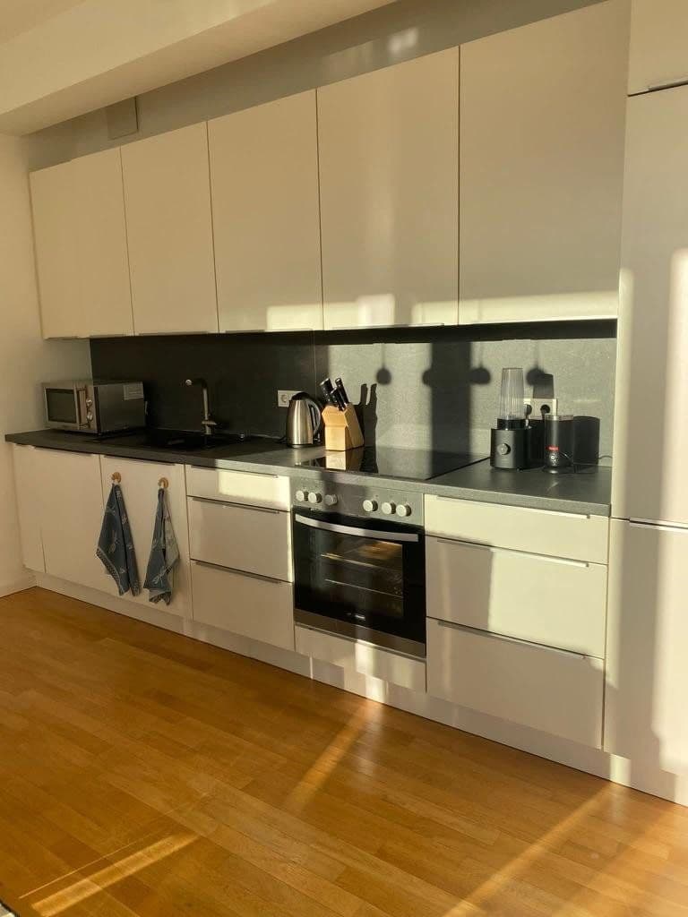 Predaj bytu 3-izbový 81 m², Berlin, Berlín Predaj bytu 3-izbový 81 m², Berlin, Berlín