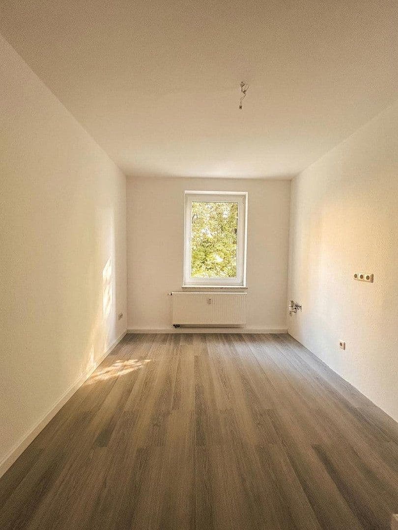 Prenájom bytu 2-izbový 43 m², Hallesche Straße 13, Dessau-Roßlau, Sasko-Anhaltsko Prenájom bytu 2-izbový 43 m², Hallesche Straße 13, Dessau-Roßlau, Sasko-Anhaltsko