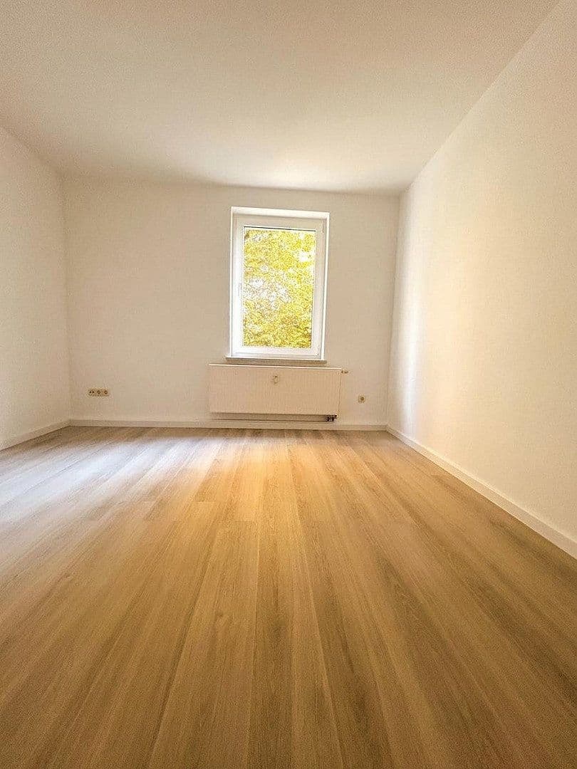 Prenájom bytu 2-izbový 43 m², Hallesche Straße 13, Dessau-Roßlau, Sasko-Anhaltsko Prenájom bytu 2-izbový 43 m², Hallesche Straße 13, Dessau-Roßlau, Sasko-Anhaltsko