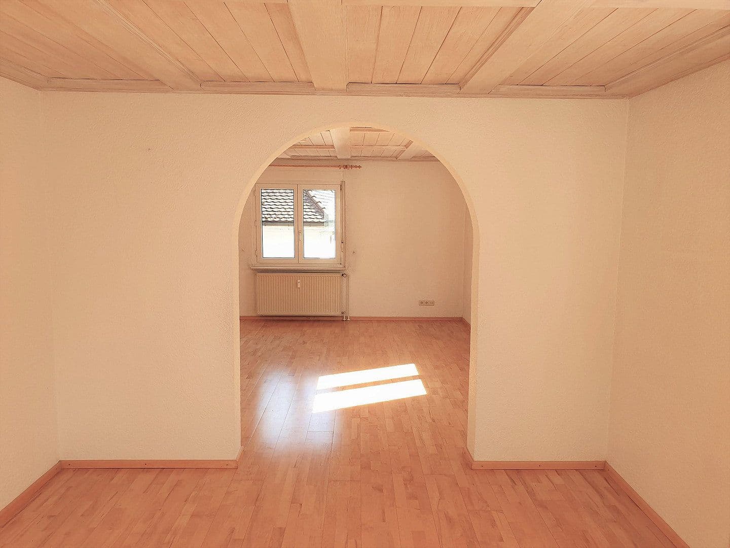 Prenájom bytu 4-izbový 108 m², Stockach, Bádensko-Wurttembersko Prenájom bytu 4-izbový 108 m², Stockach, Bádensko-Wurttembersko