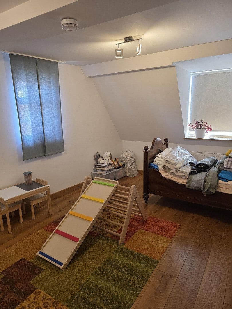 Prenájom bytu 3-izbový 87 m², Reinheim, Hesensko Prenájom bytu 3-izbový 87 m², Reinheim, Hesensko