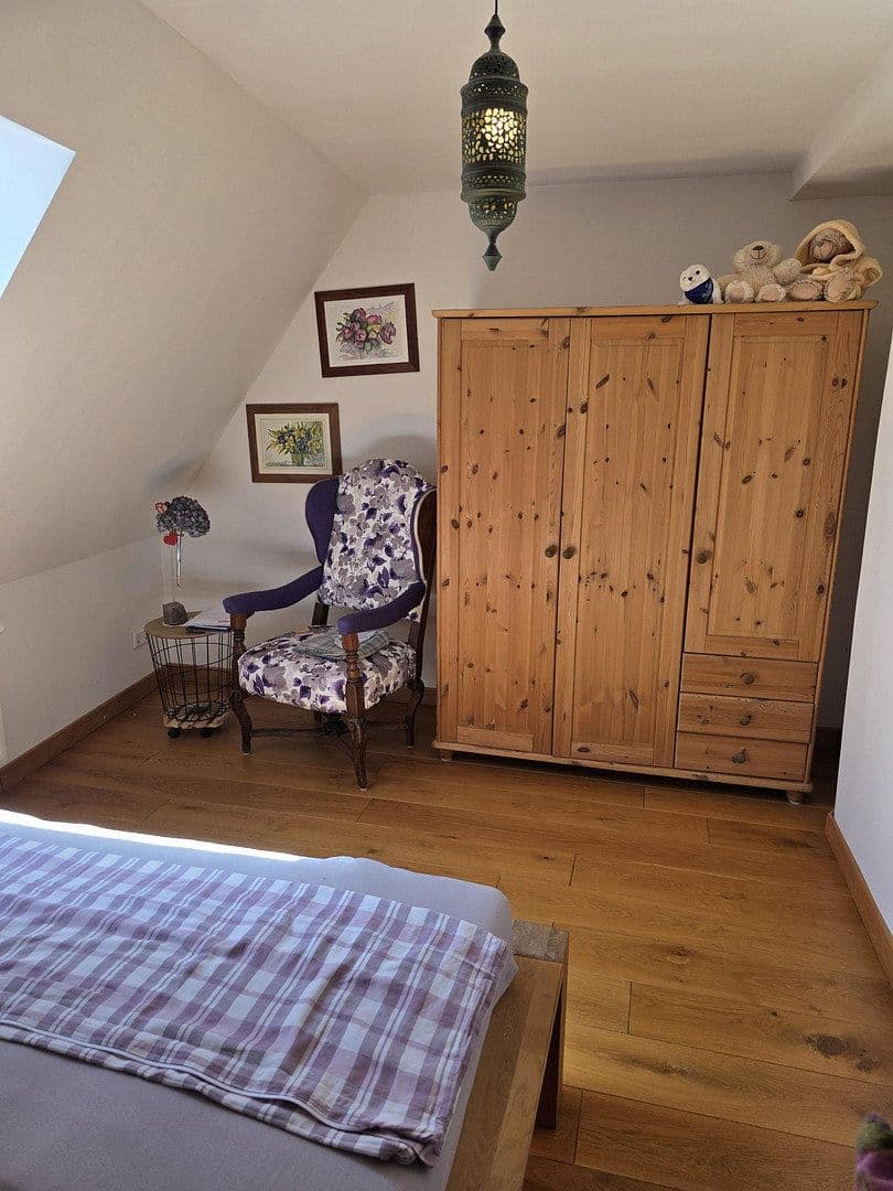 Prenájom bytu 3-izbový 87 m², Reinheim, Hesensko Prenájom bytu 3-izbový 87 m², Reinheim, Hesensko