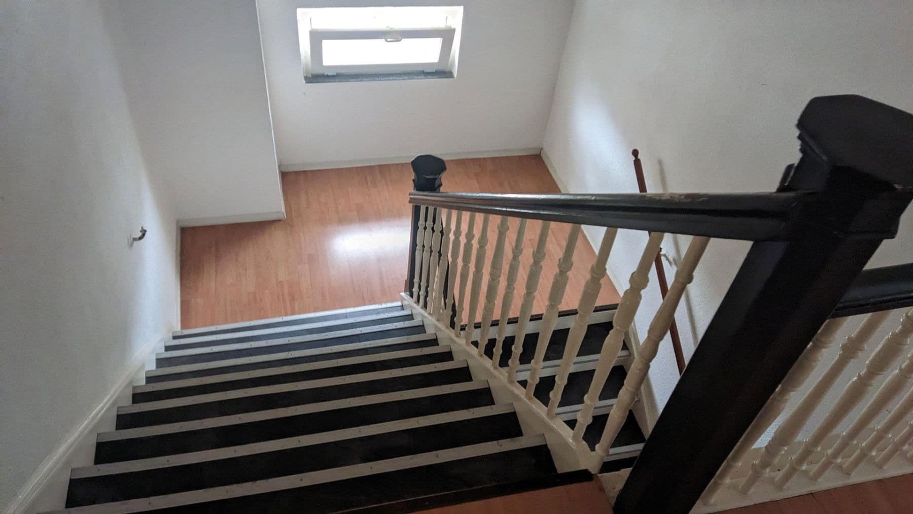 Predaj domu 435 m², pozemok 290 m², Leipzig, Sasko Predaj domu 435 m², pozemok 290 m², Leipzig, Sasko