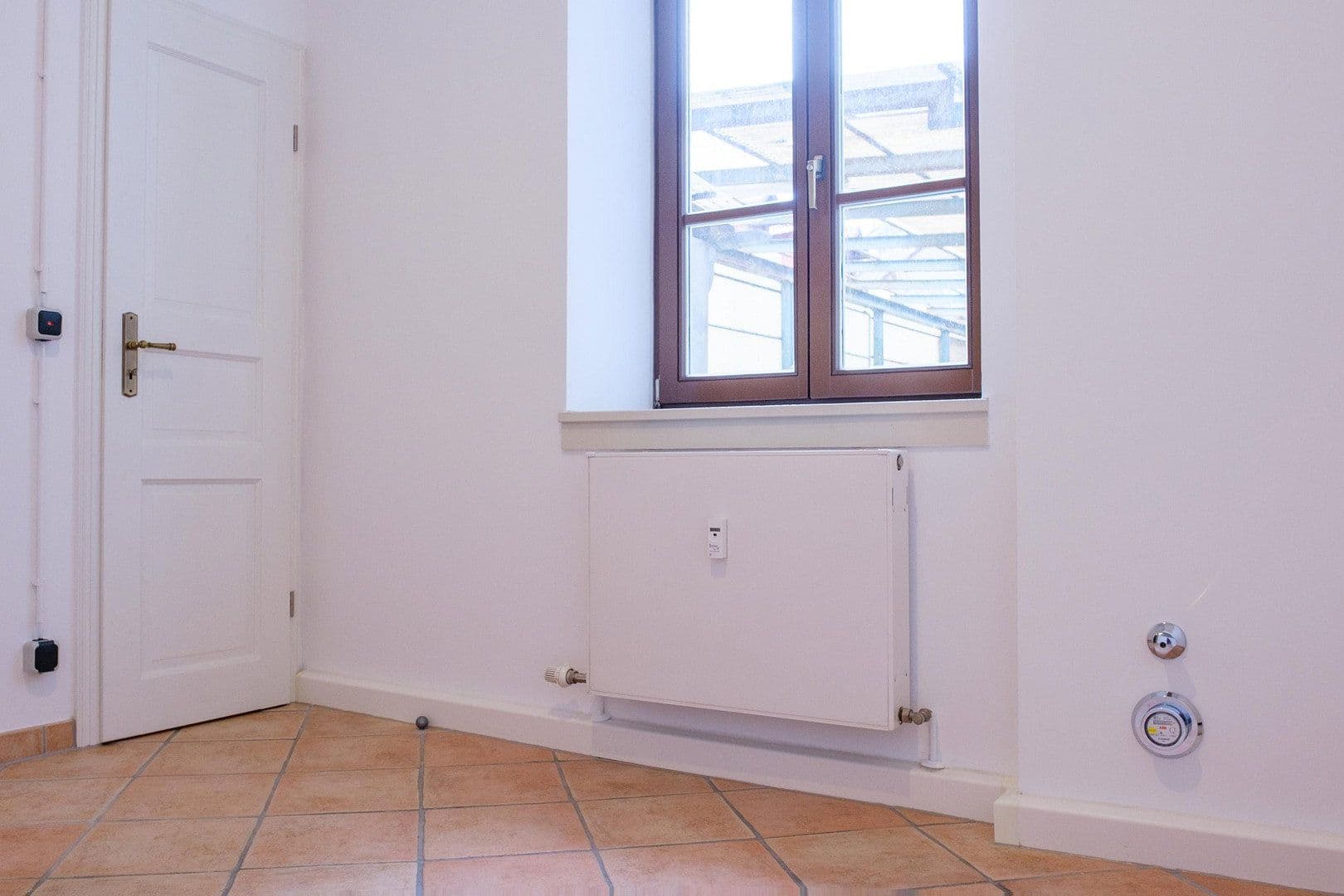 Prenájom bytu 3-izbový 90 m², Mannheim, Bádensko-Wurttembersko Prenájom bytu 3-izbový 90 m², Mannheim, Bádensko-Wurttembersko