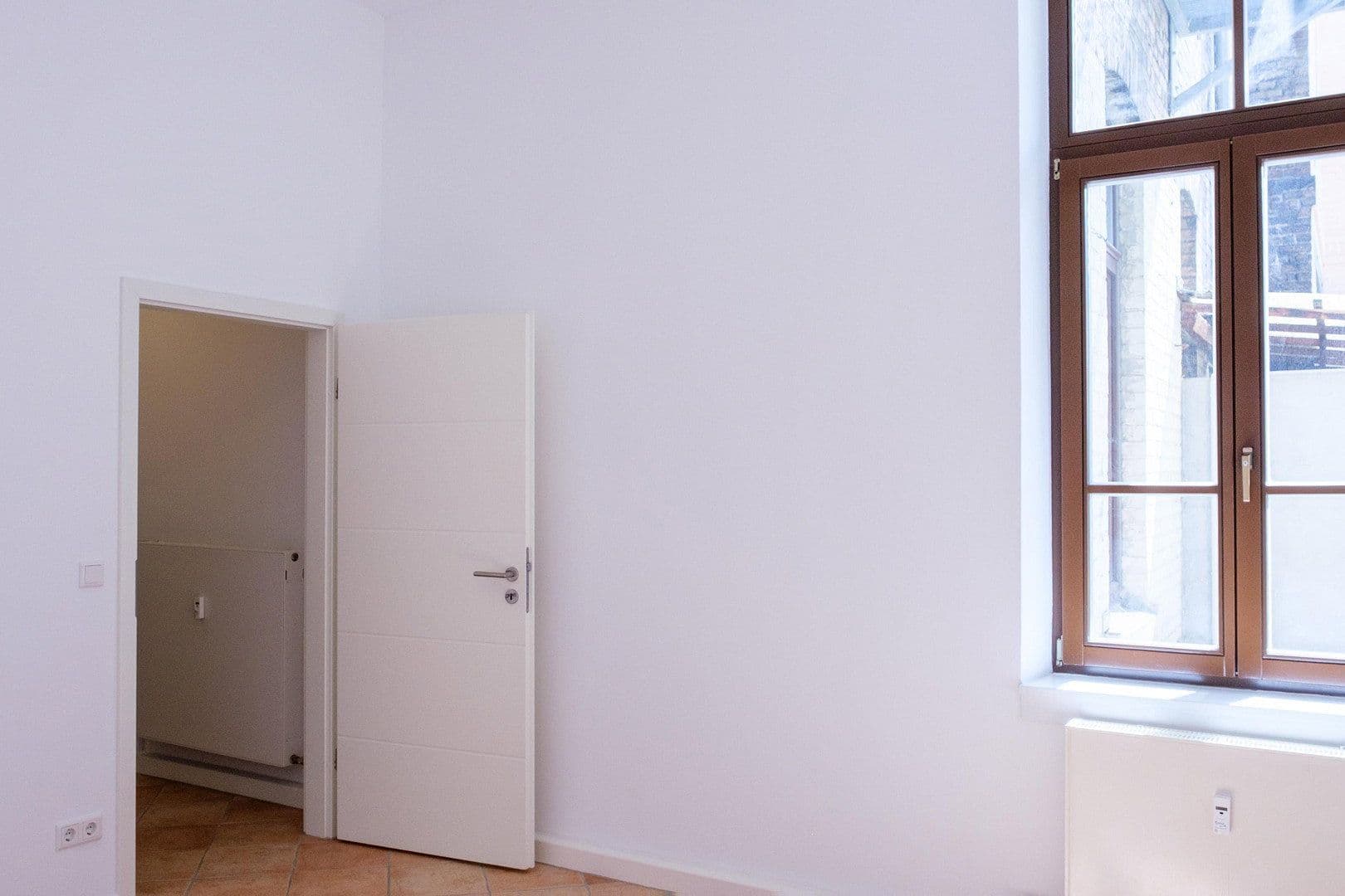 Prenájom bytu 3-izbový 90 m², Mannheim, Bádensko-Wurttembersko Prenájom bytu 3-izbový 90 m², Mannheim, Bádensko-Wurttembersko