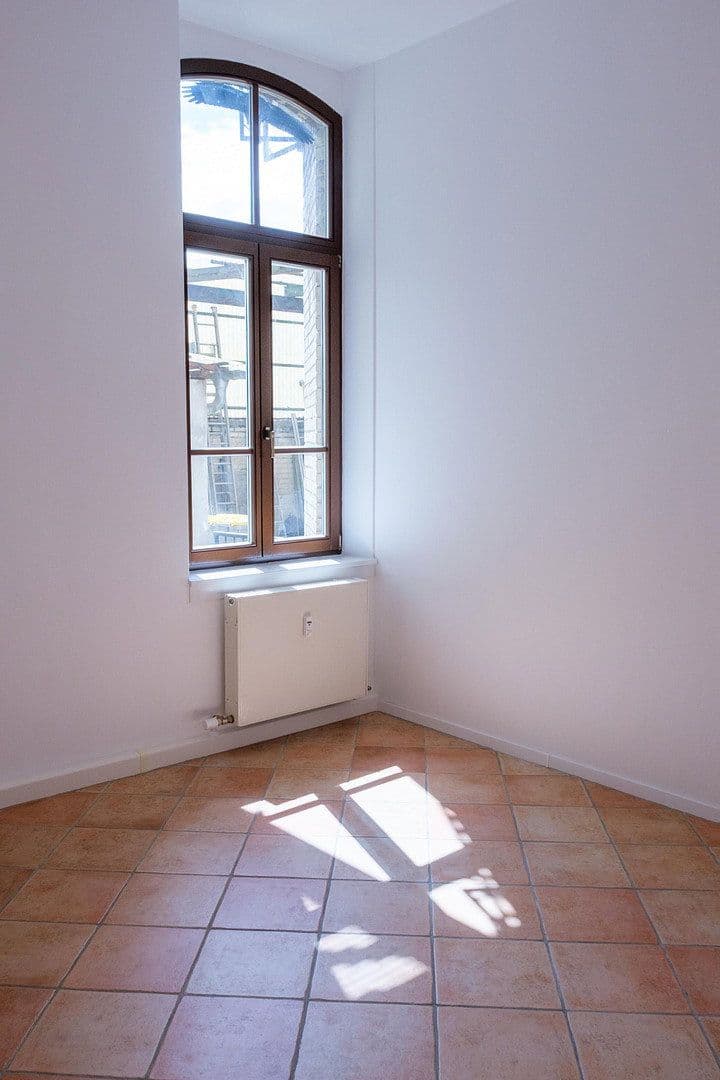 Prenájom bytu 3-izbový 90 m², Mannheim, Bádensko-Wurttembersko Prenájom bytu 3-izbový 90 m², Mannheim, Bádensko-Wurttembersko