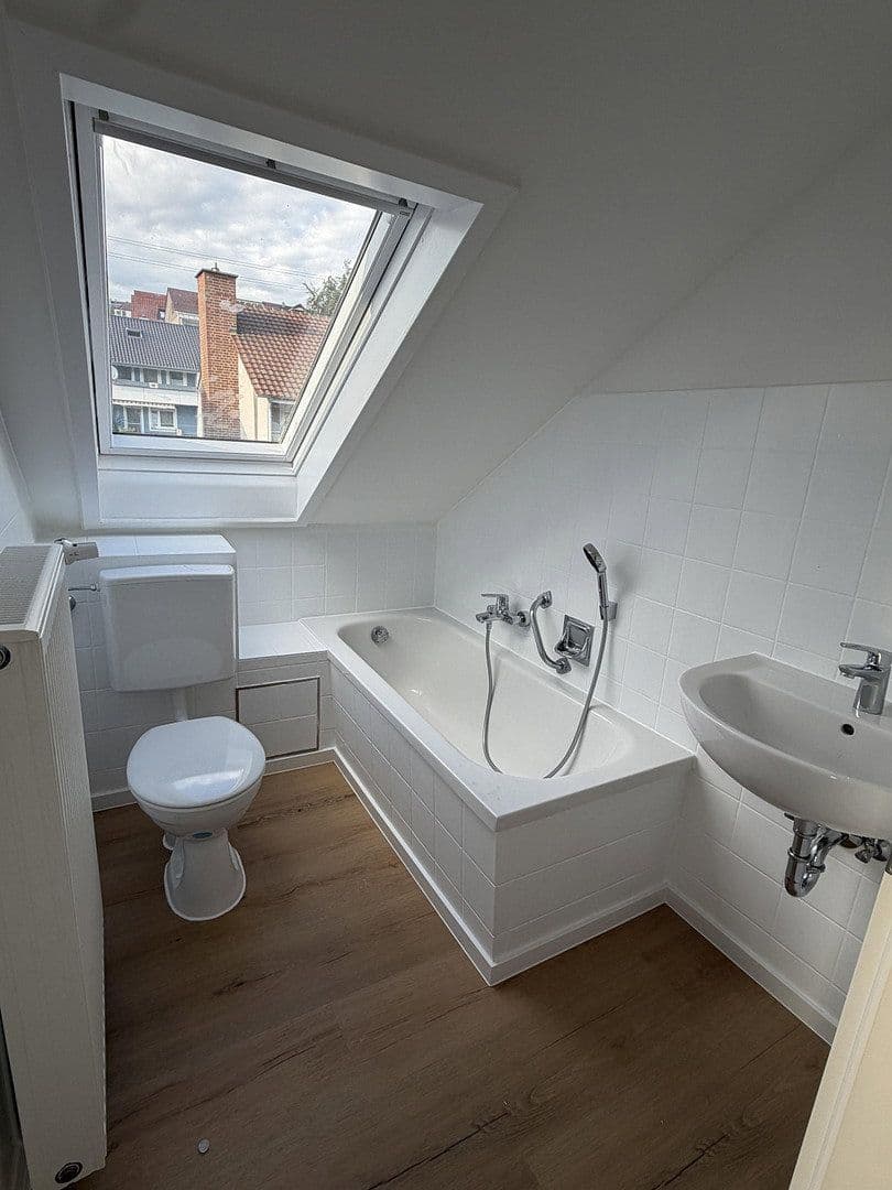 Prenájom bytu 2-izbový 59 m², Hölzernerstrasse 14, Eberstadt, Bádensko-Wurttembersko Prenájom bytu 2-izbový 59 m², Hölzernerstrasse 14, Eberstadt, Bádensko-Wurttembersko