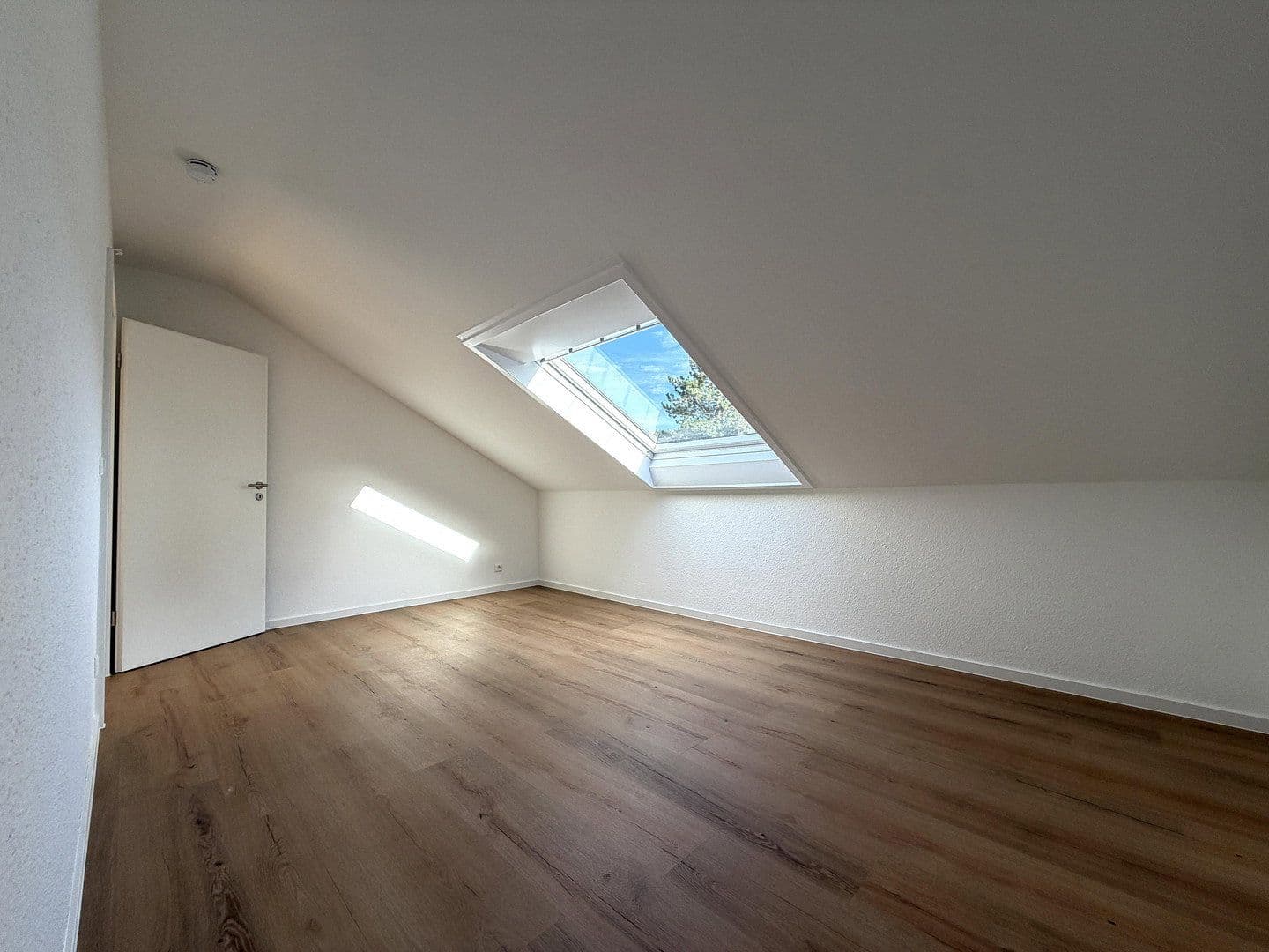 Prenájom bytu 2-izbový 59 m², Hölzernerstrasse 14, Eberstadt, Bádensko-Wurttembersko Prenájom bytu 2-izbový 59 m², Hölzernerstrasse 14, Eberstadt, Bádensko-Wurttembersko