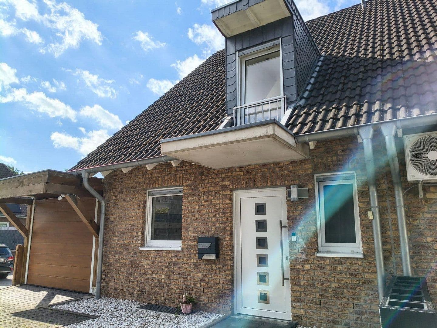 Predaj domu 140 m², pozemok 289 m², Ginsterweg 5, Erkrath, Severné Porýnie - Westfálsko Predaj domu 140 m², pozemok 289 m², Ginsterweg 5, Erkrath, Severné Porýnie - Westfálsko