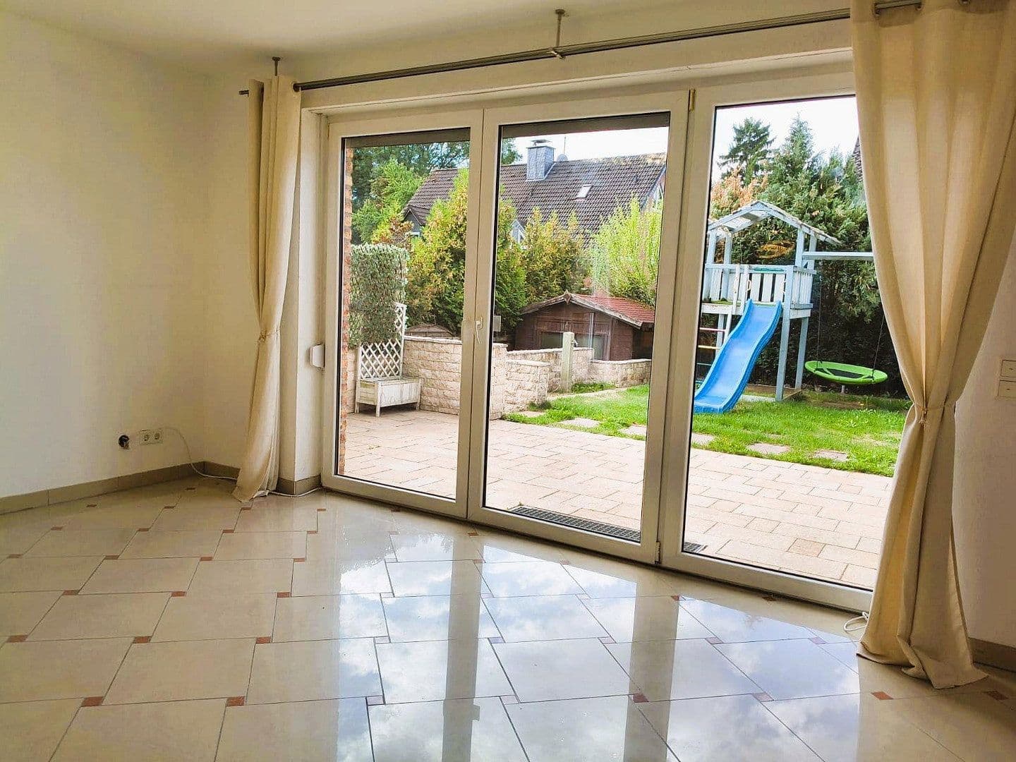 Predaj domu 140 m², pozemok 289 m², Ginsterweg 5, Erkrath, Severné Porýnie - Westfálsko Predaj domu 140 m², pozemok 289 m², Ginsterweg 5, Erkrath, Severné Porýnie - Westfálsko