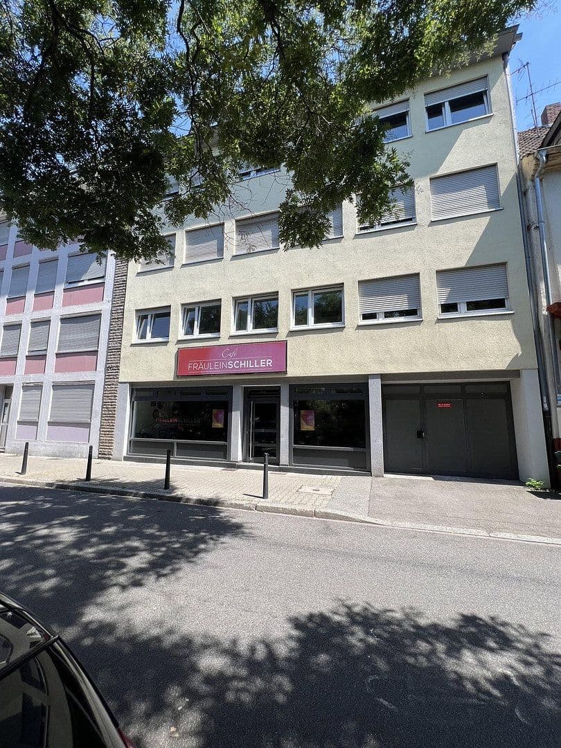 Prenájom bytu 4-izbový 85 m², Mannheim, Bádensko-Wurttembersko Prenájom bytu 4-izbový 85 m², Mannheim, Bádensko-Wurttembersko
