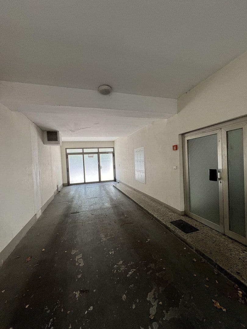 Prenájom bytu 4-izbový 85 m², Mannheim, Bádensko-Wurttembersko Prenájom bytu 4-izbový 85 m², Mannheim, Bádensko-Wurttembersko