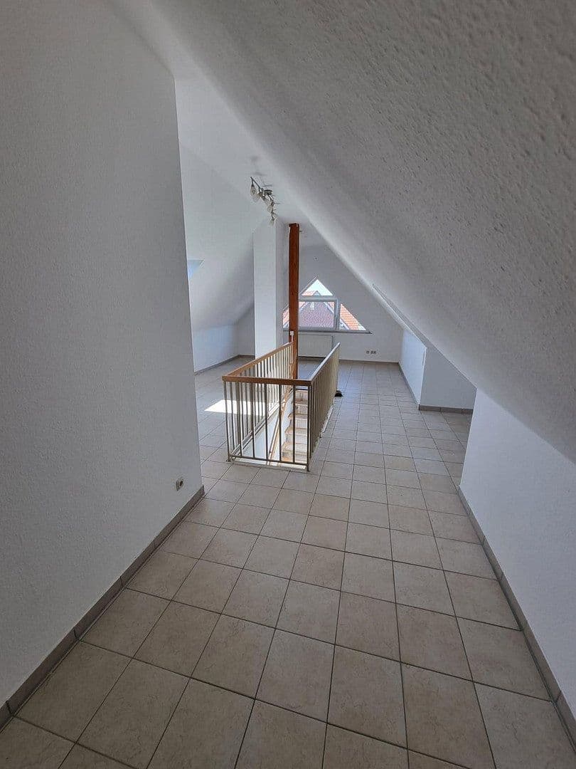 Prenájom bytu 3-izbový 98 m², Schwalbenweg, Bördeland, Sasko-Anhaltsko Prenájom bytu 3-izbový 98 m², Schwalbenweg, Bördeland, Sasko-Anhaltsko