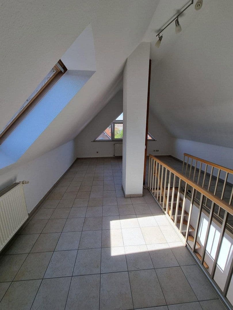 Prenájom bytu 3-izbový 98 m², Schwalbenweg, Bördeland, Sasko-Anhaltsko Prenájom bytu 3-izbový 98 m², Schwalbenweg, Bördeland, Sasko-Anhaltsko